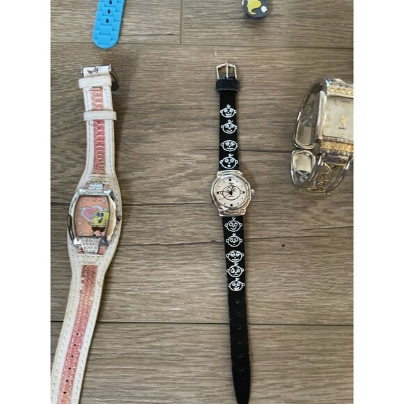 Watch Lot Of 25 Watches Womens Mens For Parts Or Repair Only Not Working AS IS